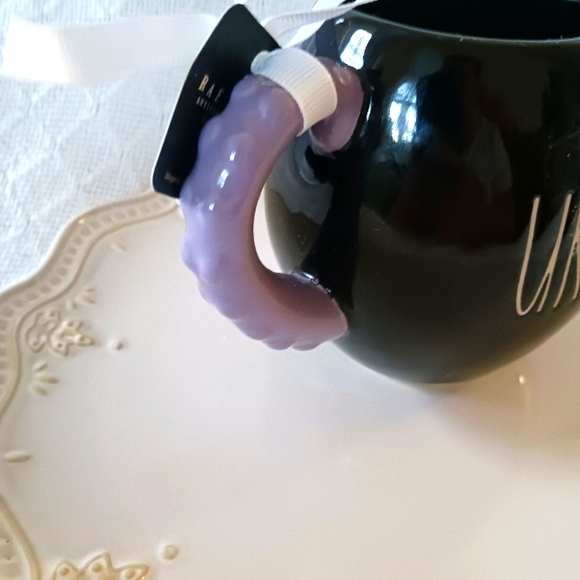 Rae Dunn × Disney Villains Ursula Double Sided Ceramic Mug - Picture 5 of 12
